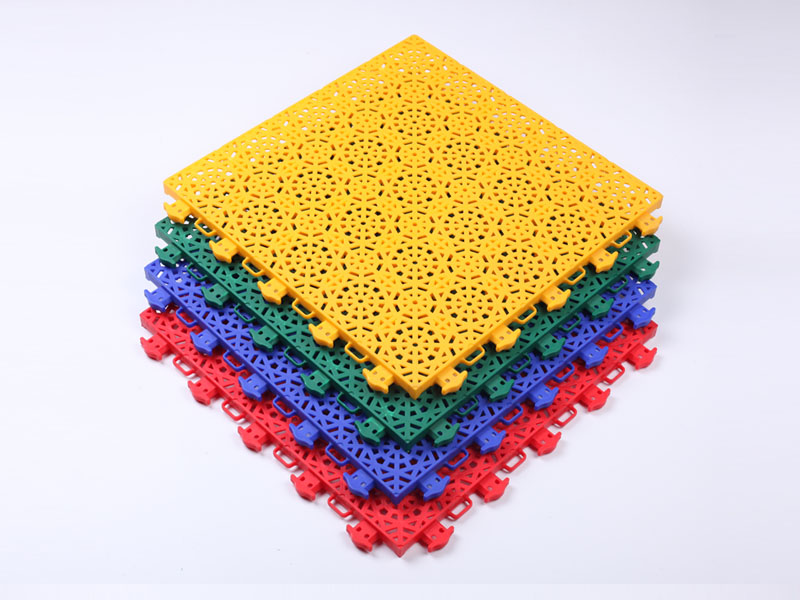 彈墊懸浮地板廠(chǎng)家直銷(xiāo) 幼兒園場(chǎng)地拼接運(yùn)動(dòng)地板 戶(hù)外籃球場(chǎng)懸浮地板